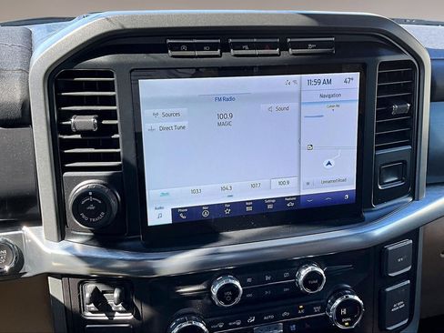 Used 2021 Ford F150 Lariat image 10