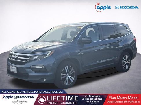 Used 2018 Honda Pilot EX image 3