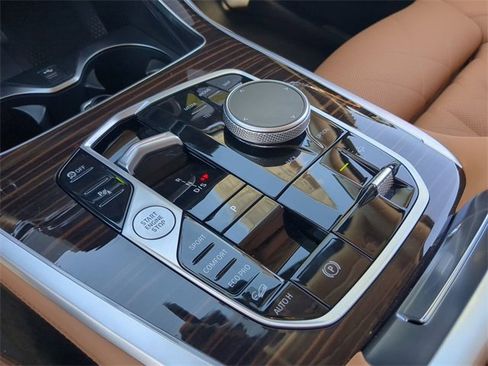 New 2026 BMW X7 xDrive40i w/ Premium Package image 22