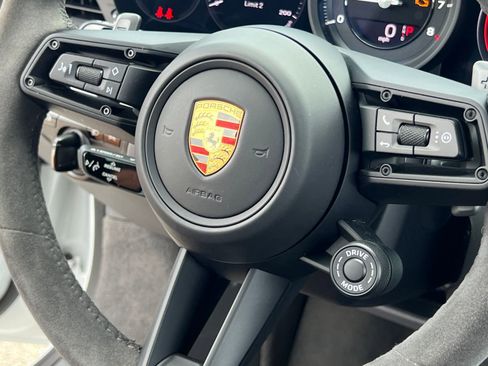 Certified 2021 Porsche 911 Targa 4S w/ Premium Package image 19