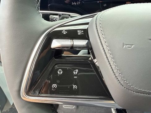 New 2026 Cadillac Lyriq Signature Luxury w/ Nappa Leather Package RWD image 30
