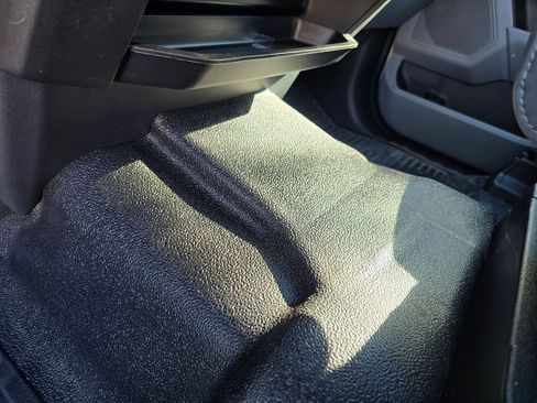 New 2024 Ford F550 4x4 SuperCab Super Duty image 38