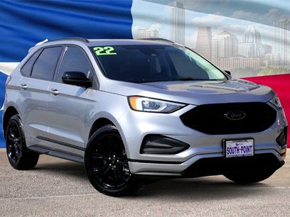Used 2022 Ford Edge SE w/ Black Appearance Package