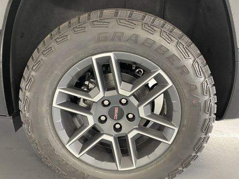 New 2026 GMC Terrain AT4 w/ Convenience Package III image 7