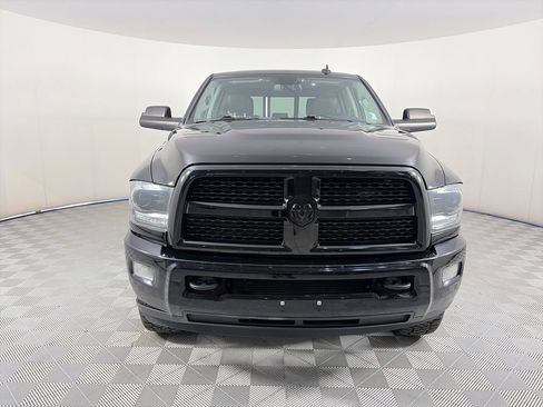 Used 2015 RAM 2500 Laramie w/ Black Appearance Group AWD/4WD image 2