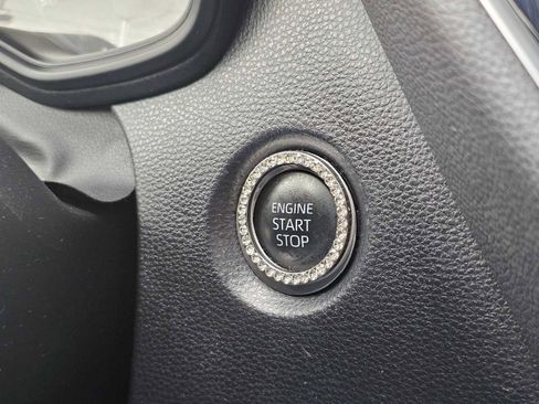 Used 2024 Toyota Corolla SE w/ SE Premium Package image 36