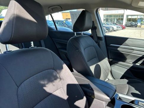 Used 2023 Nissan Altima 2.5 SV image 32