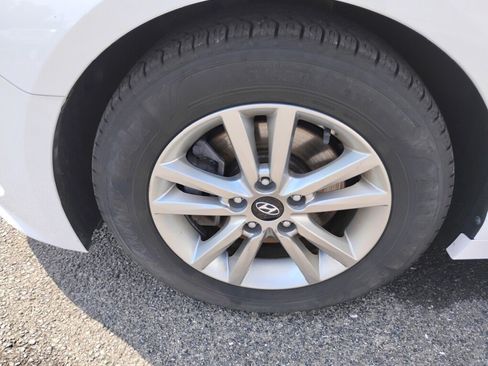 Used 2016 Hyundai Sonata SE FWD image 24