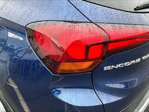 Used 2022 Buick Encore GX Preferred w/ Cold Weather Comfort Package image 29