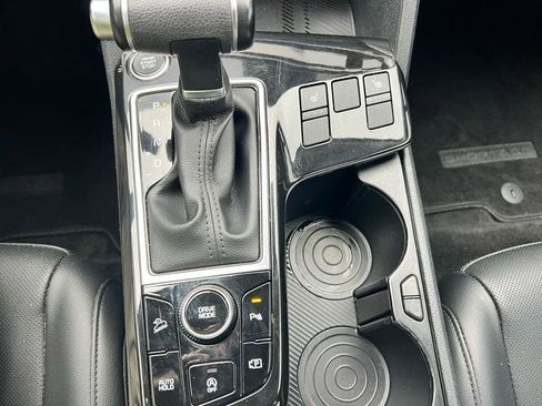 Used 2023 Kia Sportage EX FWD image 17
