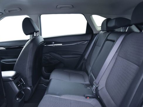 Used 2023 Kia Seltos S image 12