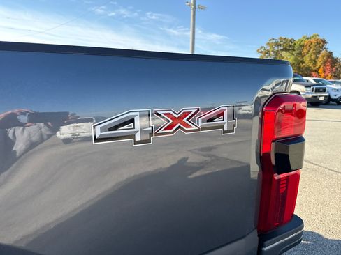 New 2026 Ford F350 Platinum image 20