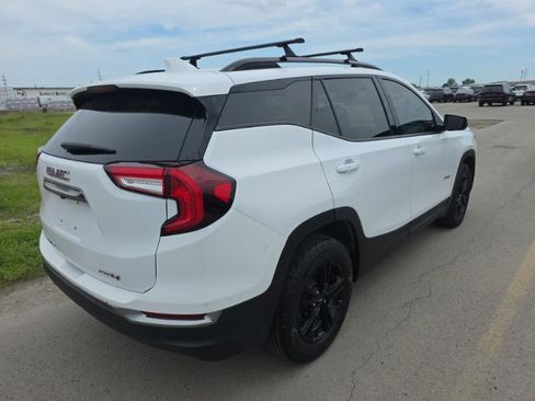 Used 2022 GMC Terrain AT4 AWD/4WD image 11
