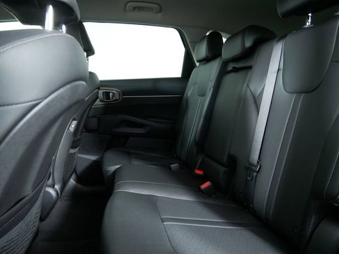 Certified 2022 Kia Sorento S AWD/4WD image 17
