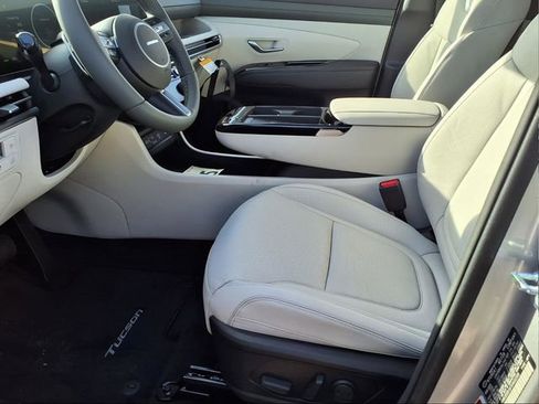 New 2026 Hyundai Tucson Limited image 8
