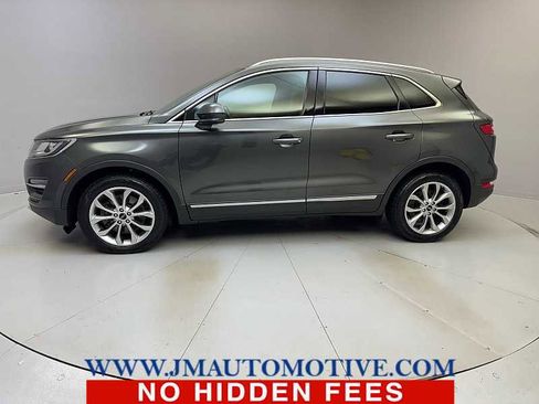 Used 2018 Lincoln MKC Select image 2