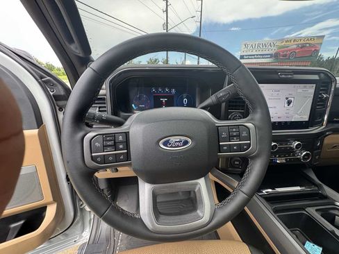Used 2026 Ford F450 Lariat w/ Lariat Ultimate Package AWD/4WD image 14