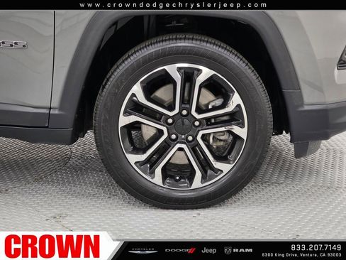 Certified 2024 Jeep Compass Limited AWD/4WD image 9
