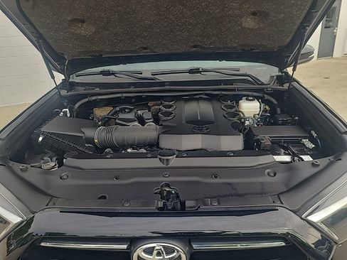 Used 2024 Toyota 4Runner TRD Off-Road Premium image 23