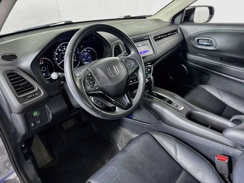 Used 2017 Honda HR-V EX-L image 9