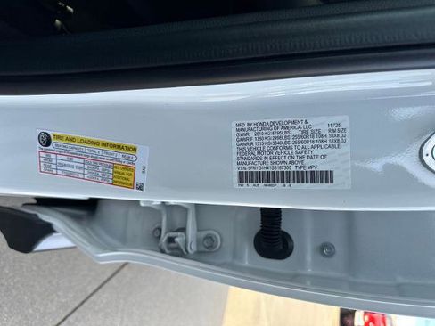 New 2025 Honda Pilot EX-L image 25