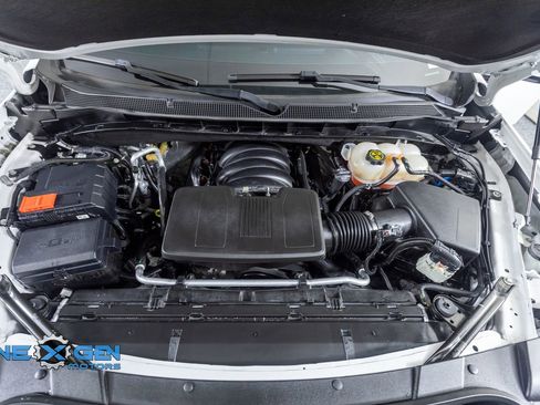 Used 2022 Chevrolet Tahoe Z71 w/ Luxury Package image 46