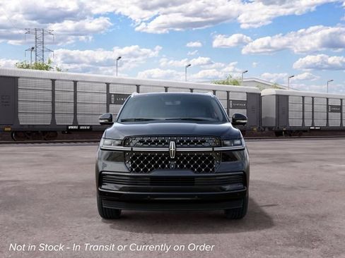 New 2027 Lincoln Navigator Black Label AWD/4WD image 3
