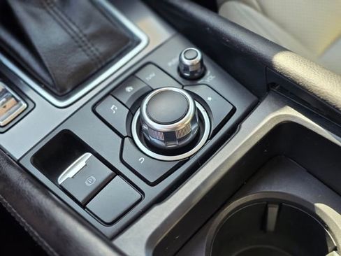 Used 2017 MAZDA MAZDA6 Touring image 28