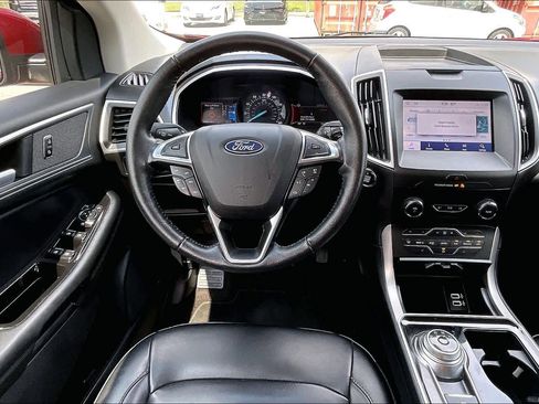 Used 2020 Ford Edge SEL w/ Convenience Package FWD image 6