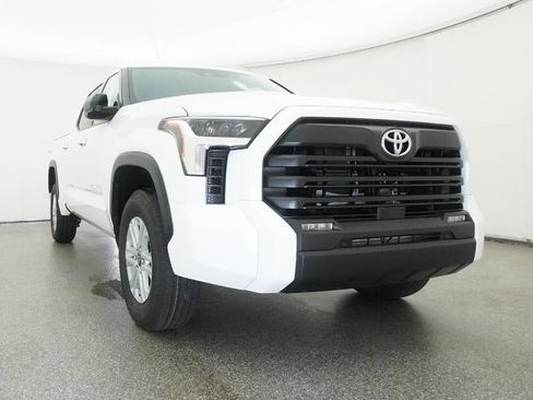 New 2026 Toyota Tundra SR5 AWD/4WD image 30