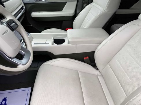 Used 2025 Hyundai Santa Fe Calligraphy image 27