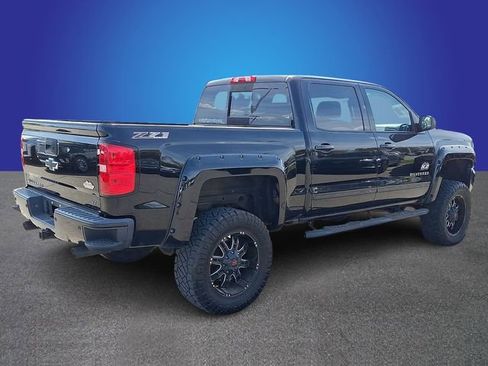 Used 2018 Chevrolet Silverado 1500 LT w/ All Star Edition image 4