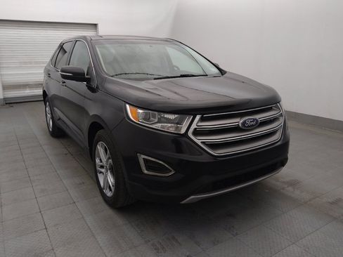 Used 2015 Ford Edge Titanium FWD image 13