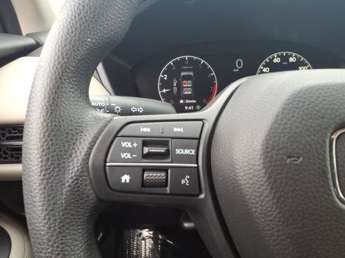 Used 2025 Honda HR-V LX image 20