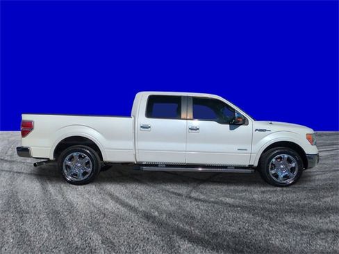 Used 2014 Ford F150 Lariat w/ Lariat Chrome Package image 3