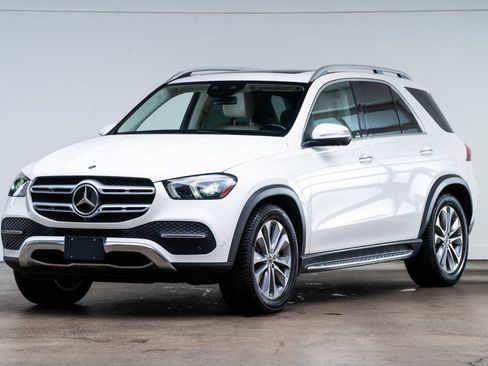 Used 2021 Mercedes-Benz GLE 350 4MATIC image 3