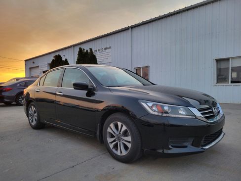 Used 2013 Honda Accord LX image 1