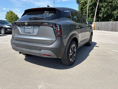 Certified 2025 Nissan Kicks SV AWD/4WD image 7