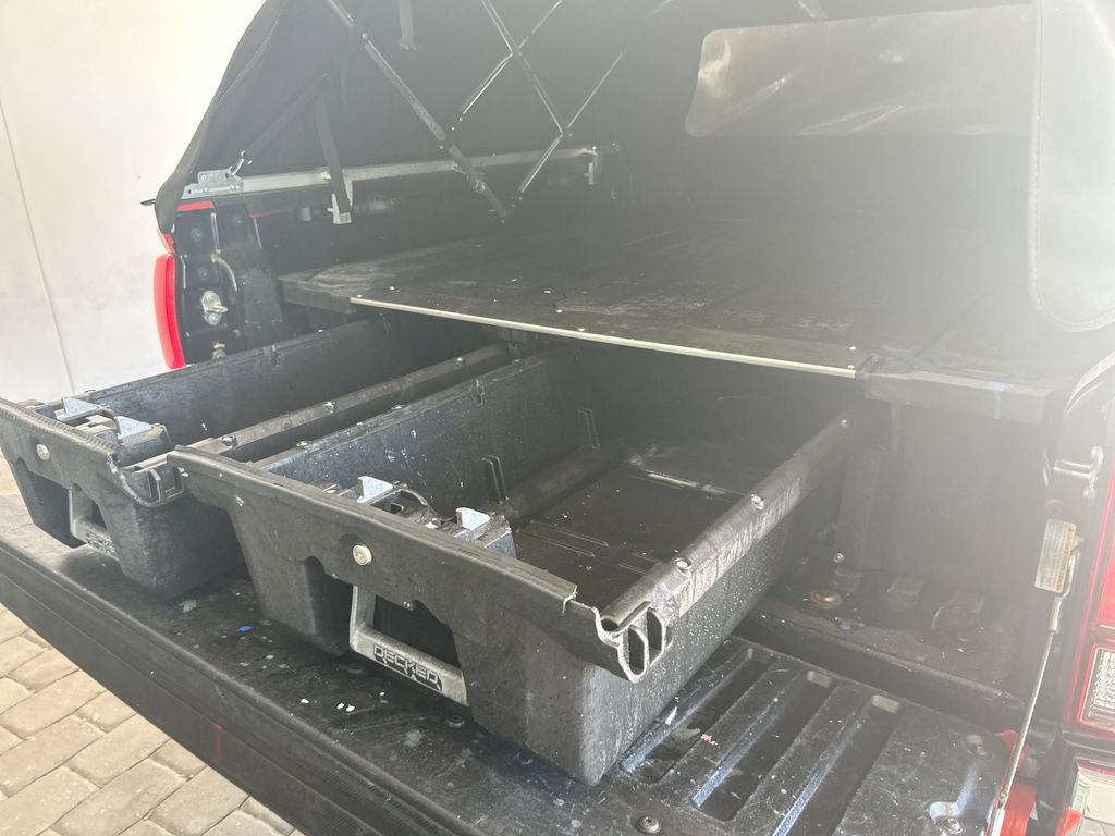 Used 2018 Toyota Tacoma SR5 RWD image 31