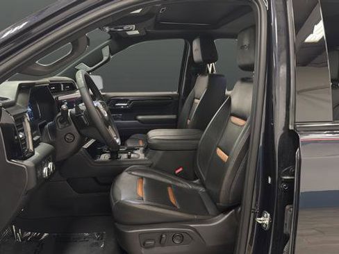 Used 2023 GMC Sierra 1500 AT4 w/ AT4 Premium Package image 9