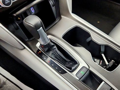 Used 2018 Honda Accord LX image 16
