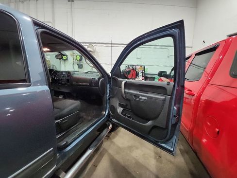 Used 2013 Chevrolet Silverado 1500 LT w/ All-Star Edition AWD/4WD image 16