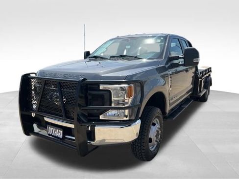 Used 2022 Ford F350 XL w/ Power Equipment Group image 3