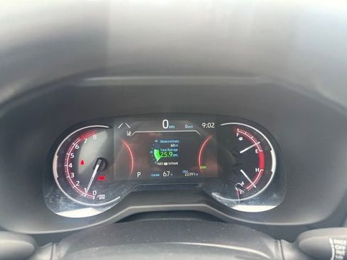 Used 2024 Toyota RAV4 XLE w/ Convenience Package FWD image 10