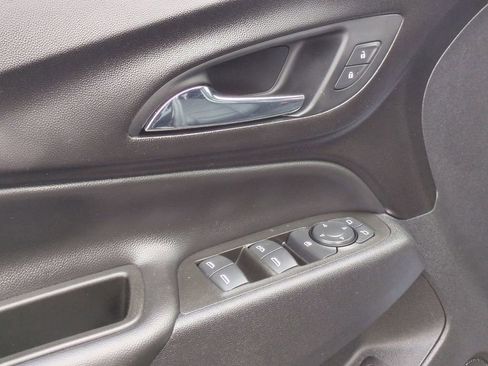Used 2021 Chevrolet Equinox LT AWD/4WD image 24
