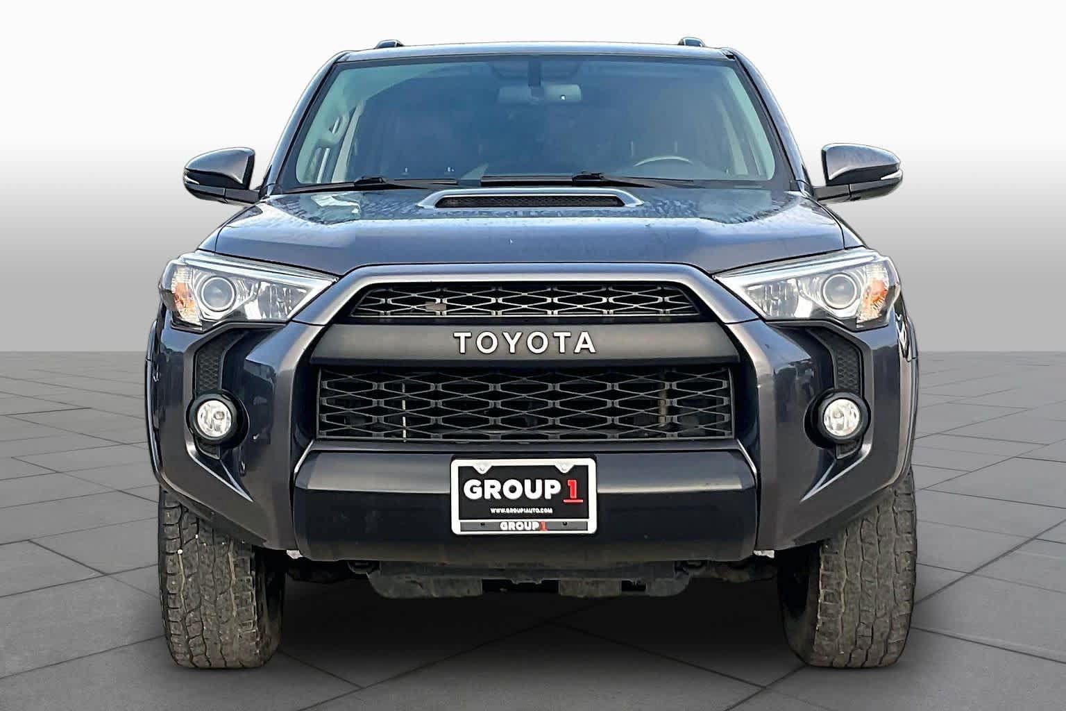 Used 2018 Toyota 4Runner TRD Off-Road Premium AWD/4WD image 4
