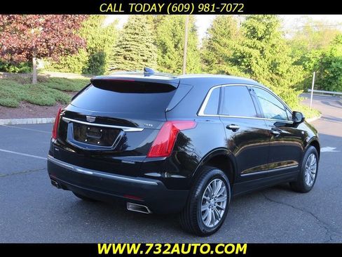Used 2017 Cadillac XT5 Luxury w/ Driver Awareness Package AWD/4WD image 12