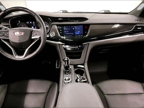 Used 2023 Cadillac XT6 Sport w/ Technology Package AWD/4WD image 18