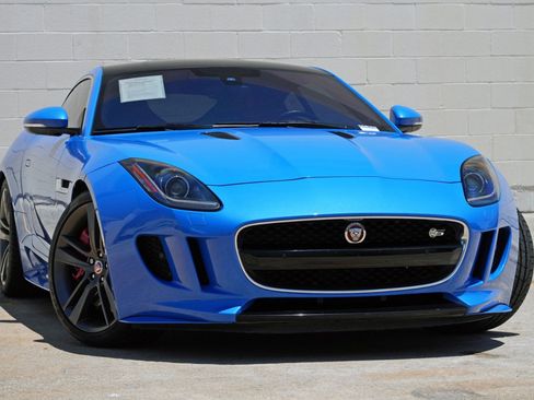 Used 2017 Jaguar F-TYPE S British Design Edition RWD image 4
