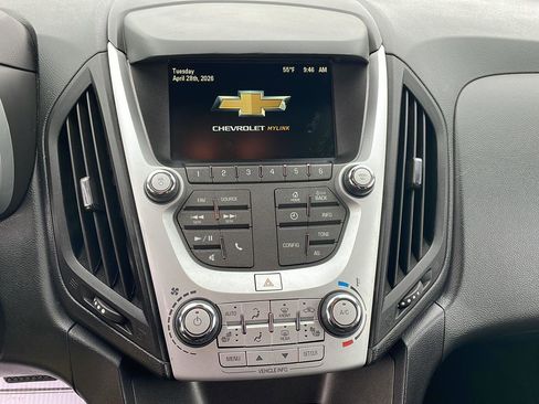 Used 2017 Chevrolet Equinox LT w/ Convenience Package FWD image 19